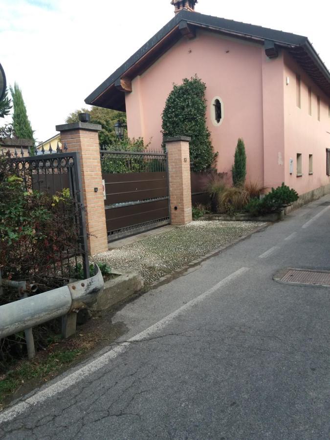 Bed and Breakfast Il Cortiletto Quartiano Екстер'єр фото