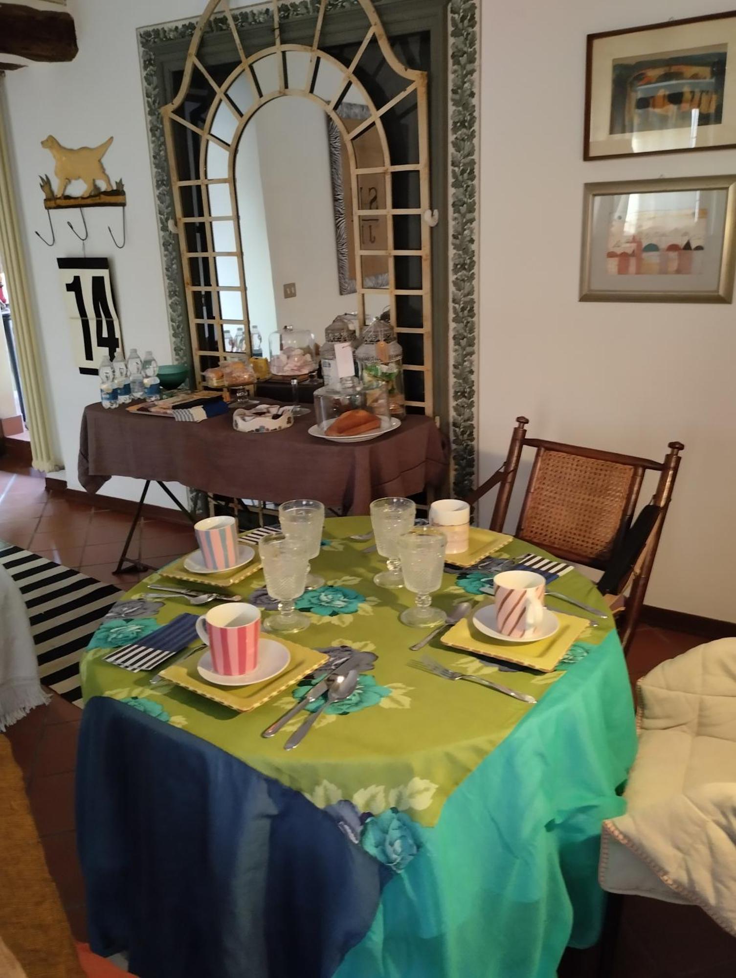 Bed and Breakfast Il Cortiletto Quartiano Екстер'єр фото