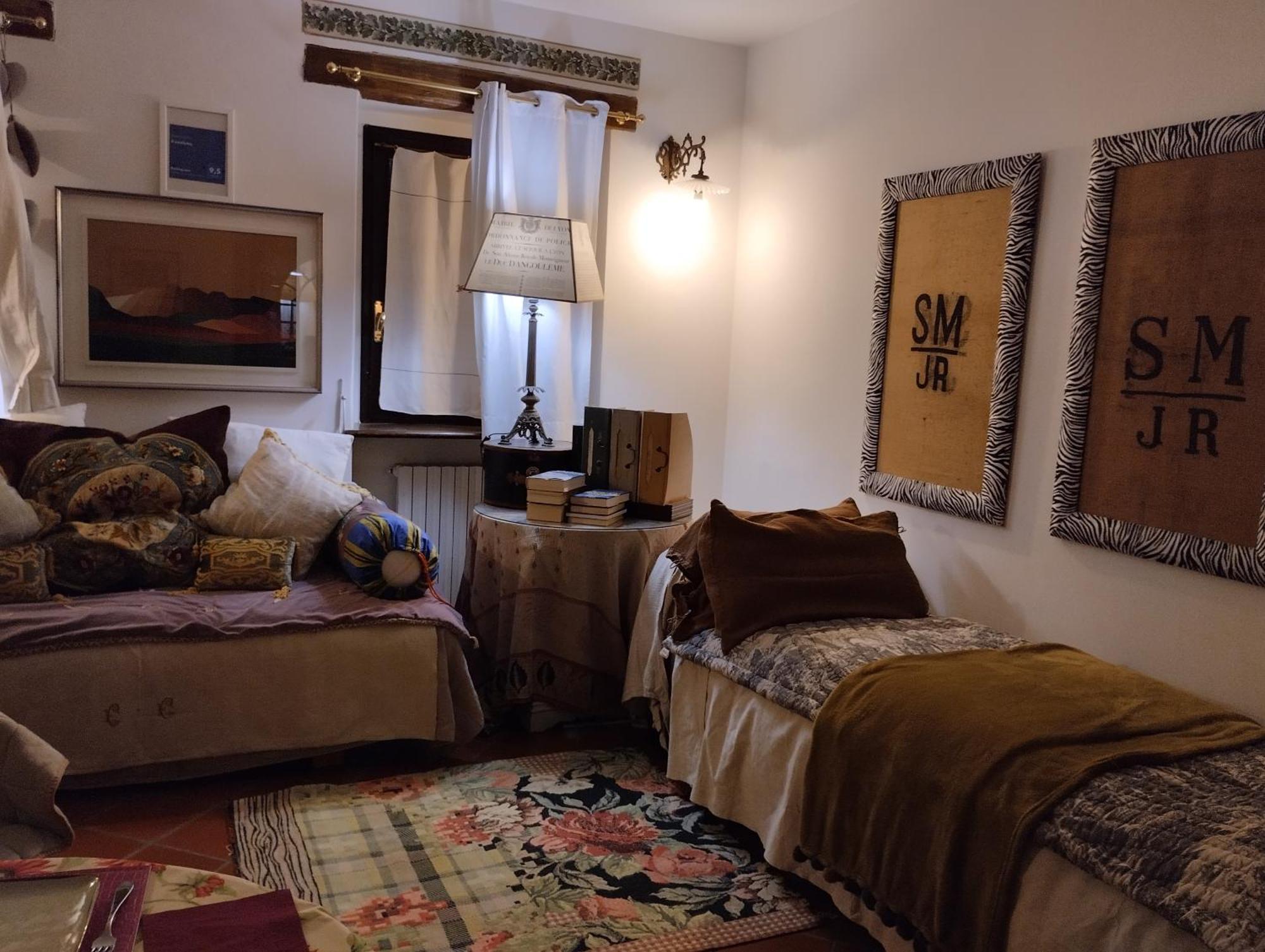 Bed and Breakfast Il Cortiletto Quartiano Екстер'єр фото